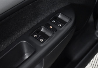 Подержанный автомобиль Skoda Octavia Liftback 2012 года (10 фото)