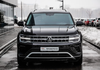 Подержанный автомобиль Volkswagen Teramont 2021 года (4 фото)