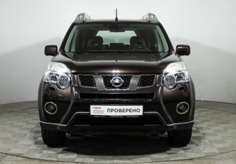 Подержанный автомобиль Nissan X-Trail 2013 года (2 фото)