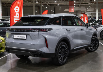 Подержанный автомобиль Exeed RX 2023 года (7 фото)