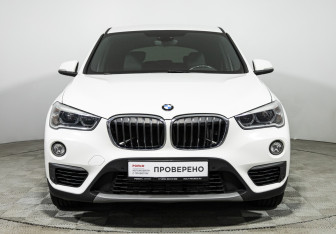 Подержанный автомобиль BMW X1 2015 года (2 фото)