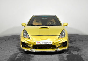 Подержанный автомобиль Toyota Celica Liftback 2002 года (2 фото)