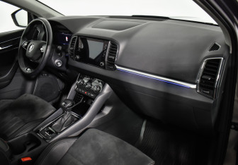 Подержанный автомобиль Skoda Karoq 2021 года (12 фото)
