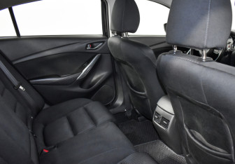 Подержанный автомобиль Mazda 6 Sedan 2017 года (19 фото)