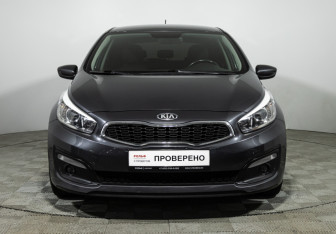 Подержанный автомобиль Kia Ceed Hatchback 2016 года (2 фото)