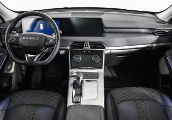 Подержанный автомобиль Exeed TXL 2022 года (15 фото)