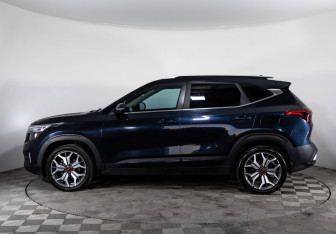 Подержанный автомобиль Kia Seltos 2021 года (8 фото)