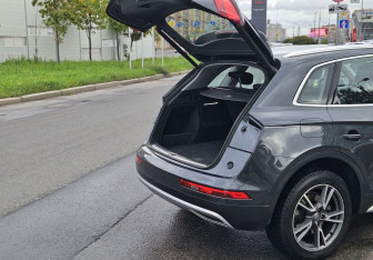 Подержанный автомобиль Audi Q5 2017 года (9 фото)