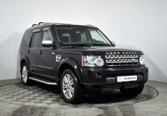 Подержанный автомобиль Land Rover Discovery 2012 года (3 фото)