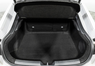 Подержанный автомобиль Changan UNI-V 2024 года (24 фото)