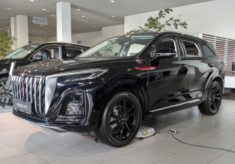 Новый Hongqi HS3 2025 (1 фото)