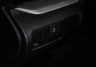 Подержанный автомобиль Mitsubishi Eclipse Cross 2021 года (20 фото)