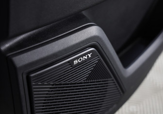 Подержанный автомобиль Jaecoo J7 2023 года (23 фото)