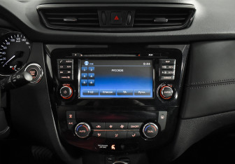 Подержанный автомобиль Nissan X-Trail 2018 года (16 фото)