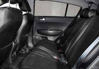 Подержанный автомобиль Kia Sportage 2018 года (11 фото)