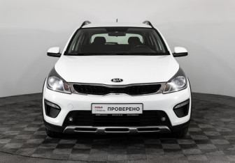 Подержанный автомобиль Kia Rio Hatchback 2019 года (2 фото)