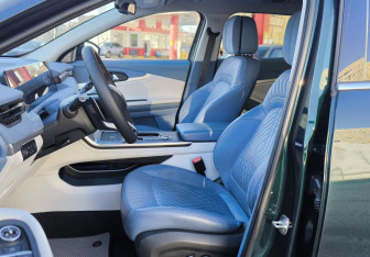 Подержанный автомобиль Exeed TXL 2022 года (13 фото)