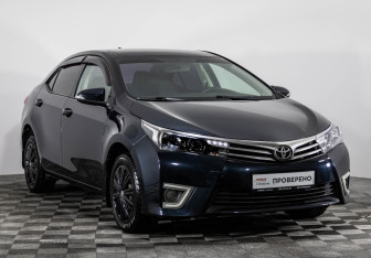Подержанный автомобиль Toyota Corolla Sedan 2014 года (3 фото)