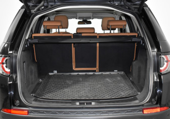 Подержанный автомобиль Land Rover Discovery Sport 2018 года (23 фото)