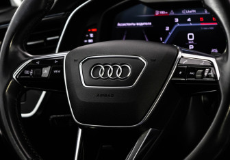 Подержанный автомобиль Audi A6 Wagon 2018 года (14 фото)