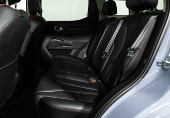 Подержанный автомобиль Haval H3 2024 года (11 фото)