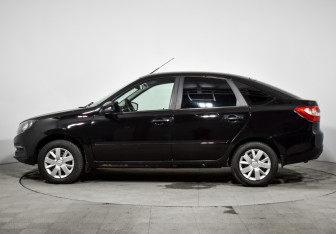 Подержанный автомобиль LADA (ВАЗ) Granta Sedan 2023 года (8 фото)