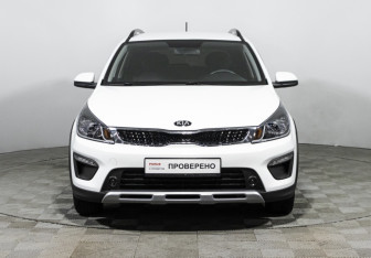 Подержанный автомобиль Kia Rio Hatchback 2020 года (2 фото)