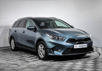 Подержанный автомобиль Kia Ceed Wagon 2022 года (3 фото)