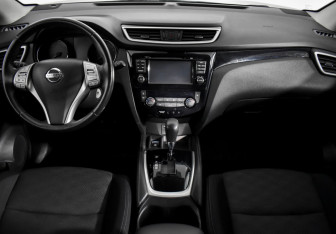 Подержанный автомобиль Nissan Qashqai 2018 года (13 фото)