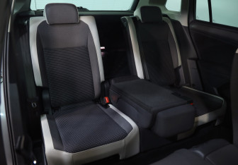 Подержанный автомобиль Volkswagen Tiguan 2020 года (29 фото)