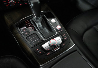 Подержанный автомобиль Audi A6 Sedan 2016 года (19 фото)