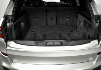 Подержанный автомобиль BMW X5 2020 года (26 фото)