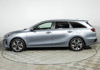 Подержанный автомобиль Kia Ceed Wagon 2020 года (8 фото)