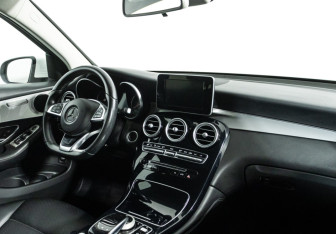 Подержанный автомобиль Mercedes-Benz GLC Coupe 2015 года (9 фото)