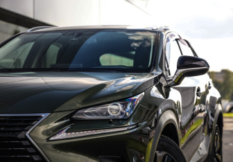 Подержанный автомобиль Lexus NX 2021 года (2 фото)