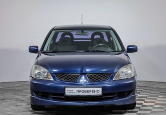 Подержанный автомобиль Mitsubishi Lancer Sedan 2006 года (2 фото)