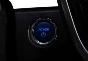 Подержанный автомобиль Toyota Camry Sedan 2020 года (27 фото)