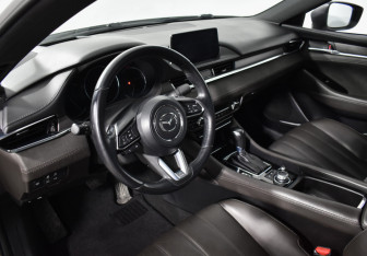 Подержанный автомобиль Mazda 6 Sedan 2018 года (9 фото)