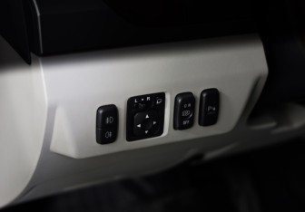 Подержанный автомобиль Mitsubishi Pajero 2019 года (21 фото)