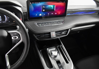 Подержанный автомобиль Haval Jolion 2025 года (17 фото)