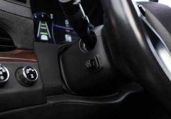 Подержанный автомобиль Cadillac Escalade Suv 2017 года (33 фото)