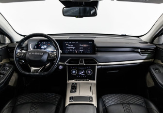Подержанный автомобиль Exeed TXL 2022 года (10 фото)