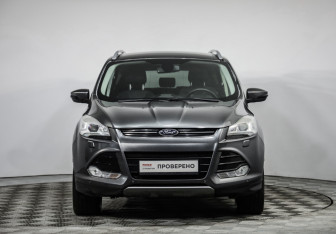Подержанный автомобиль Ford Kuga 2015 года (2 фото)
