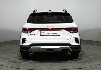 Подержанный автомобиль Kia Rio Hatchback 2021 года (6 фото)