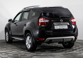 Подержанный автомобиль Nissan Terrano 2019 года (7 фото)