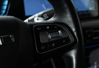 Подержанный автомобиль Exeed VX 2022 года (19 фото)