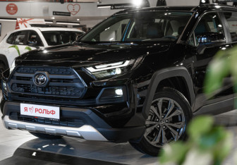 Новый Toyota RAV4 2025 (3 фото)