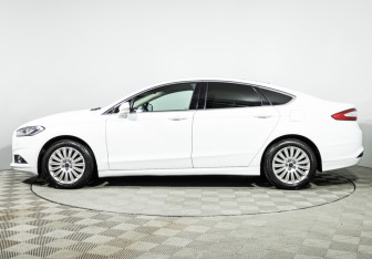 Подержанный автомобиль Ford Mondeo Sedan 2016 года (8 фото)