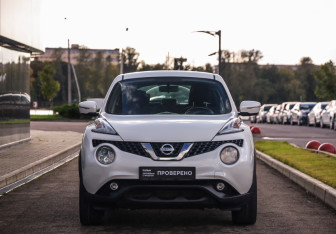 Подержанный автомобиль Nissan Juke 2018 года (4 фото)
