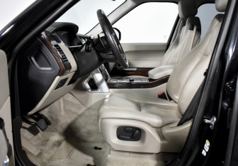Подержанный автомобиль Land Rover Range Rover 2013 года (10 фото)